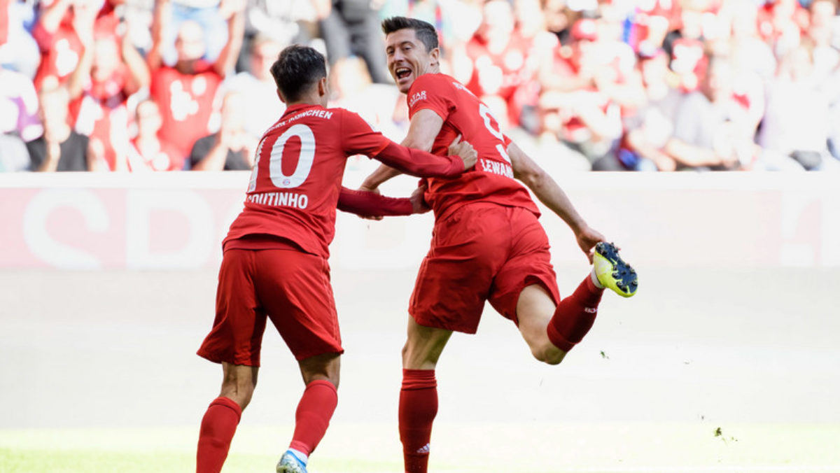 Bundesliga: Bayern Monachium-FC Augsburg już od 562 zł! (transport+bilet na mecz/nocleg opcjonalny)
