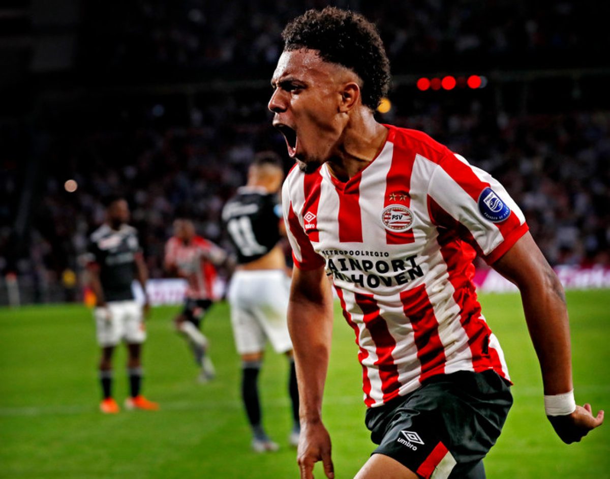 Eredivisie: PSV Eindhoven-sc Heerenveen już od 471 zł! (przelot+bilet na mecz+nocleg)